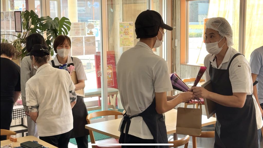 スタッフと挨拶